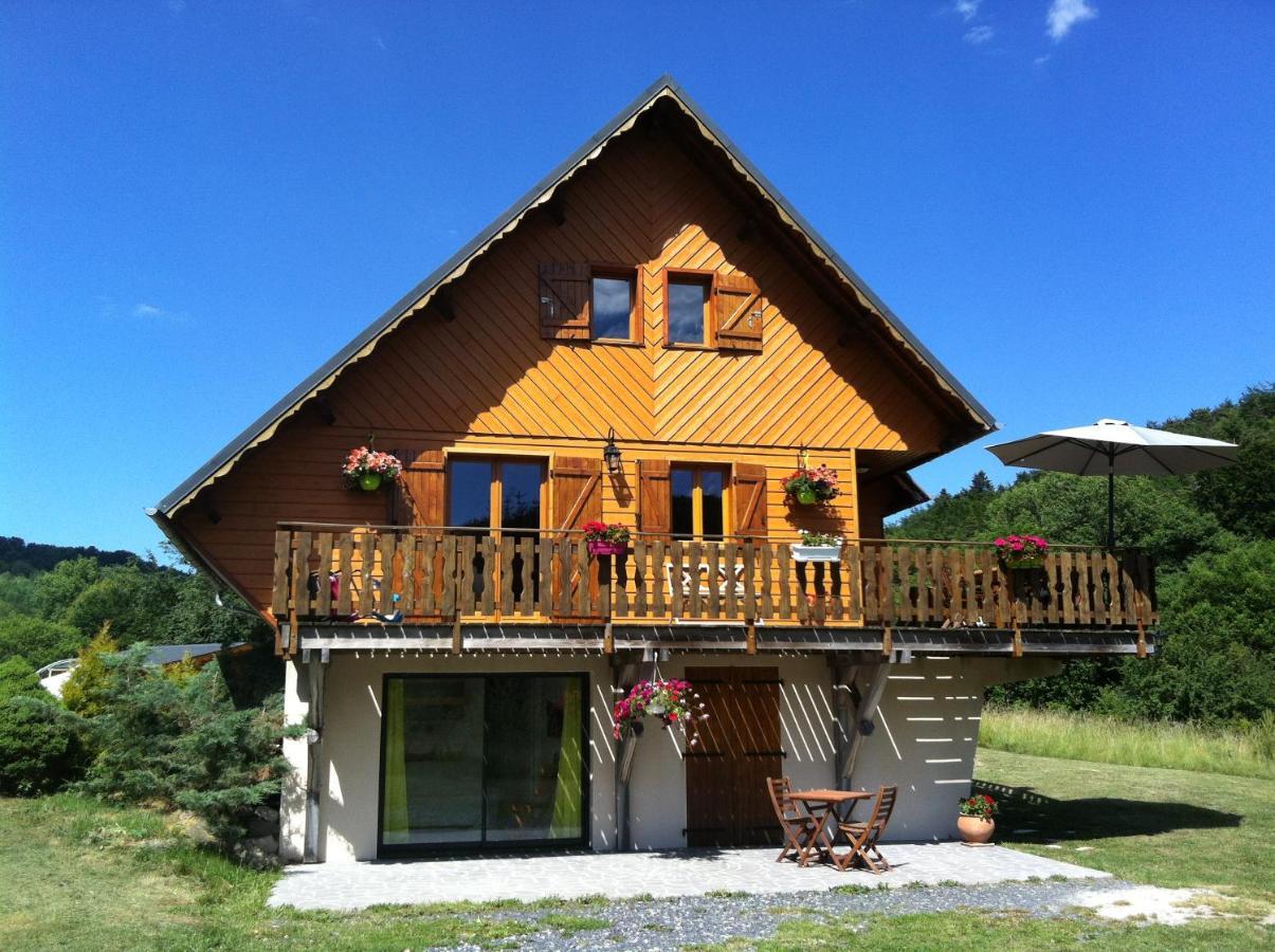 מורול Chalet Entre Lac Et Volcan מראה חיצוני תמונה